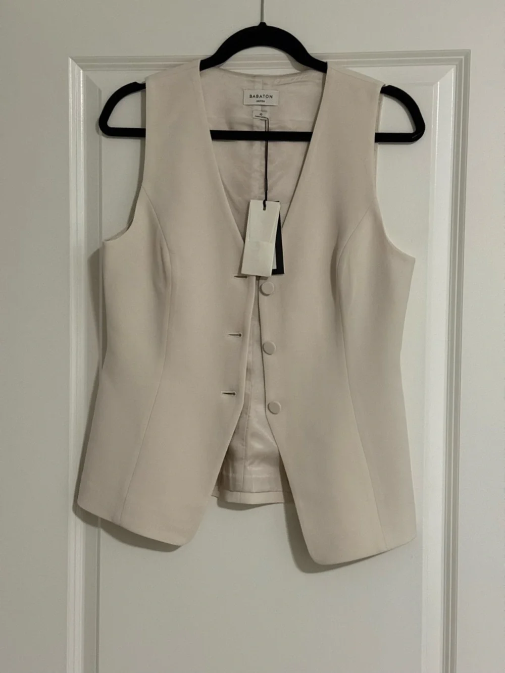 Aritzia Babaton Account Vest in Vintage White NWT - Picture 3 of 8
